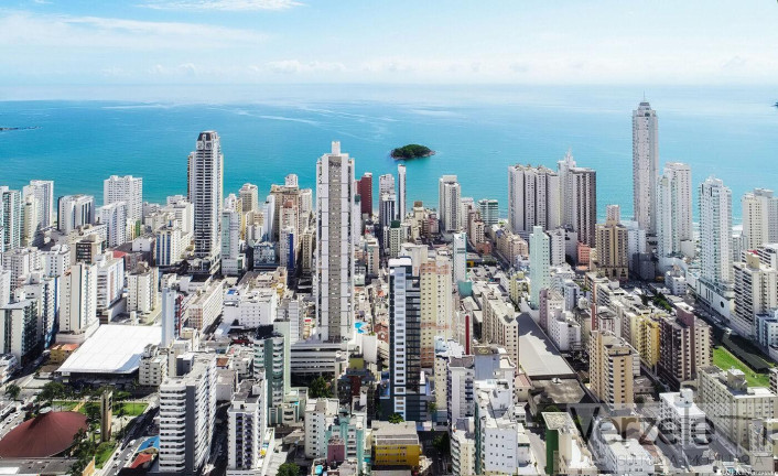 Imagem Apartamento com 3 Quartos à Venda, 125 m² em Centro - Balneário Camboriú Imagem Apartamento com 3 Quartos à Venda, 125 m² em Centro - Balneário Camboriú