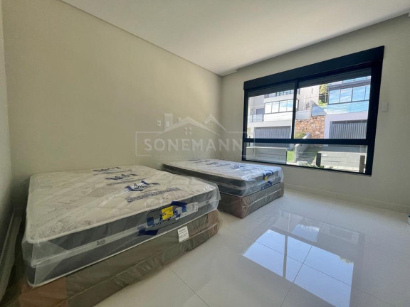 Imagem Casa de Condomínio com 4 Quartos à Venda, 360 m² em Córrego Grande - Florianópolis Imagem Casa de Condomínio com 4 Quartos à Venda, 360 m² em Córrego Grande - Florianópolis