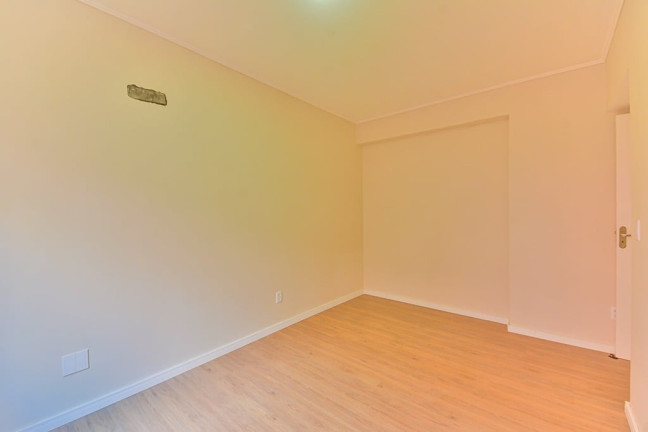 Imagem Imóvel com 2 Quartos à Venda, 72 m² em Bom Fim - Porto Alegre Imagem Imóvel com 2 Quartos à Venda, 72 m² em Bom Fim - Porto Alegre