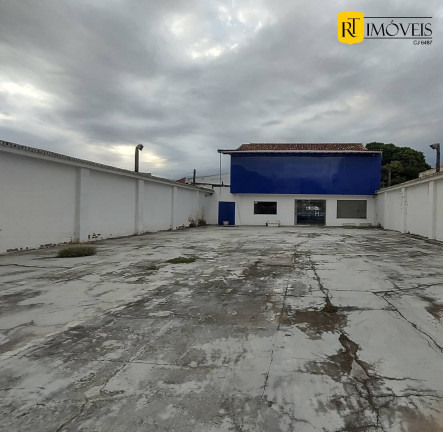 Imóvel Comercial para Alugar, 339 m² em Centro - Araruama