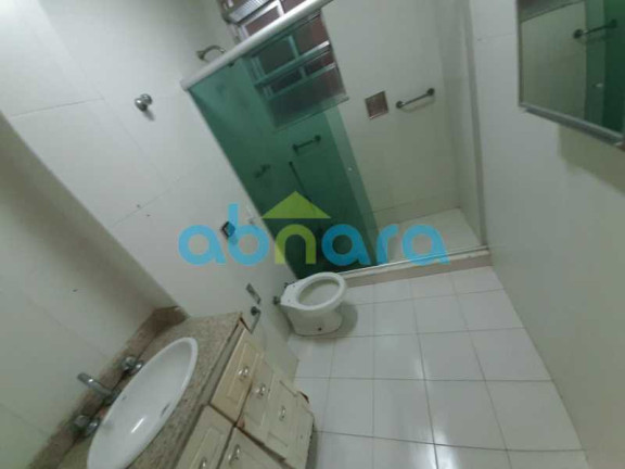 Imagem Apartamento com 2 Quartos à Venda, 75 m² em Copacabana - Rio De Janeiro