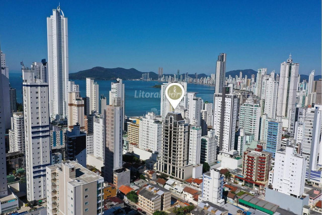 Imagem Apartamento com 3 Quartos à Venda, 110 m² em Pioneiros - Balneário Camboriú Imagem Apartamento com 3 Quartos à Venda, 110 m² em Pioneiros - Balneário Camboriú