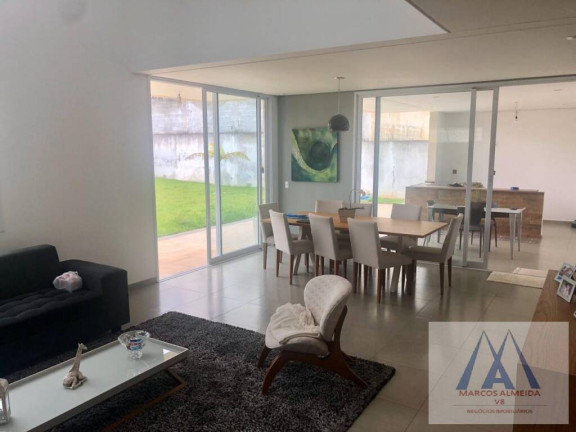 Imagem Casa de Condomínio com 4 Quartos à Venda, 379 m² em Botujuru - Mogi Das Cruzes