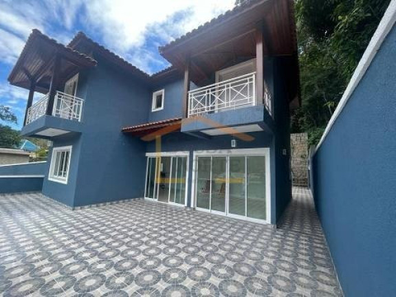 Sobrado com 3 Quartos à Venda, 260 m² em Serra Da Cantareira - Atibaia