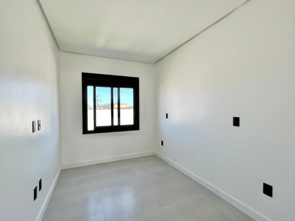Imagem Casa com 3 Quartos à Venda, 127 m² em Zona Norte - Capao Da Canoa Imagem Casa com 3 Quartos à Venda, 127 m² em Zona Norte - Capao Da Canoa