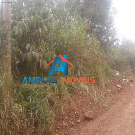 Imagem Terreno à Venda, 360 m² em Araças 2º Seção - Mateus Leme