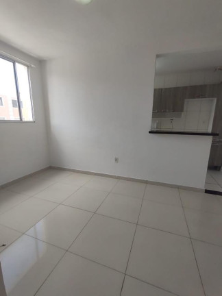 Imagem Imóvel com 2 Quartos para Alugar, 55 m² em Ipitanga - Lauro De Freitas