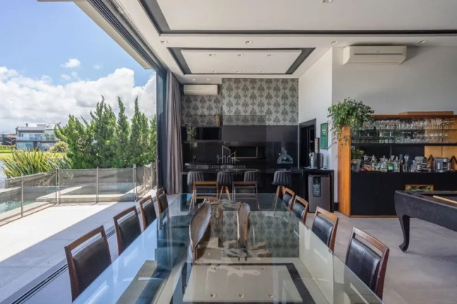 Imagem Apartamento com 6 Quartos à Venda, 470 m² em Centro - Xangri-lá Imagem Apartamento com 6 Quartos à Venda, 470 m² em Centro - Xangri-lá