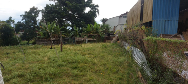 Terreno à Venda, 400 m² em Alto Do Cardoso - Pindamonhangaba