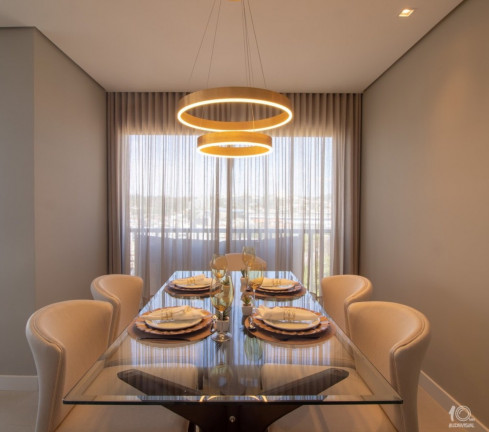 Imagem Imóvel com 3 Quartos à Venda, 105 m² em Menino Deus - Porto Alegre Imagem Imóvel com 3 Quartos à Venda, 105 m² em Menino Deus - Porto Alegre