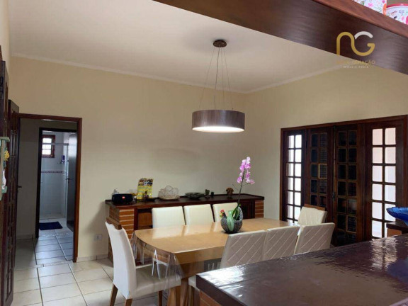 Imagem Casa com 3 Quartos à Venda, 220 m² em Balneário Flórida - Praia Grande Imagem Casa com 3 Quartos à Venda, 220 m² em Balneário Flórida - Praia Grande