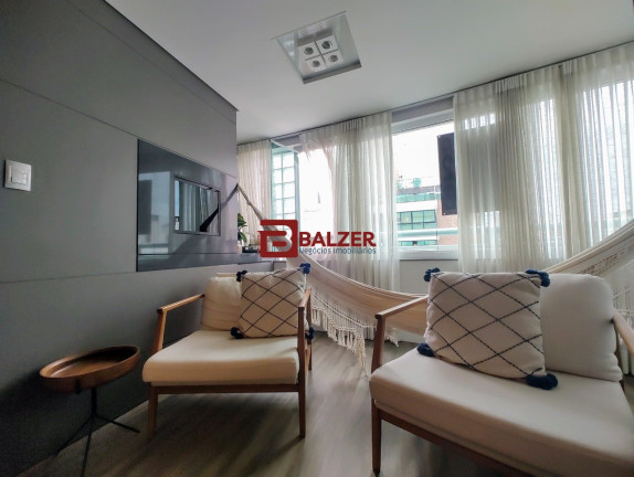 Imagem Apartamento com 3 Quartos à Venda, 131 m² em Centro - Florianópolis Imagem Apartamento com 3 Quartos à Venda, 131 m² em Centro - Florianópolis