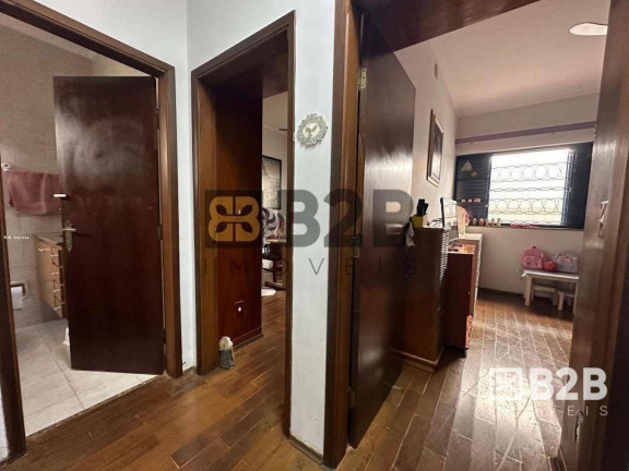 Imagem Casa com 3 Quartos à Venda, 242 m² em Vila Nova Cidade Universitária - Bauru Imagem Casa com 3 Quartos à Venda, 242 m² em Vila Nova Cidade Universitária - Bauru