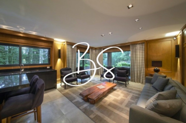 Imagem Apartamento com 3 Quartos à Venda, 319 m² em Planalto - Gramado
