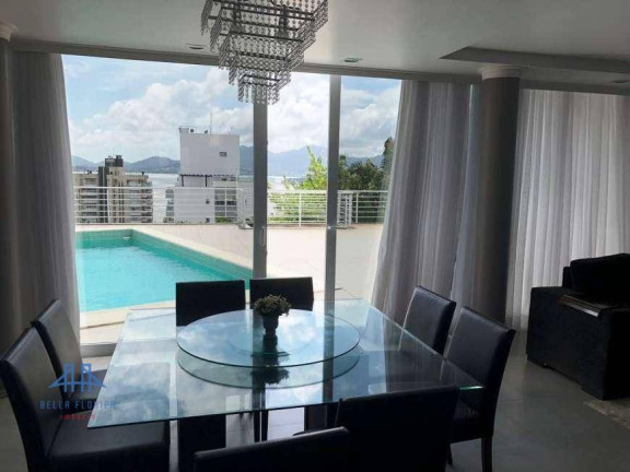 Imagem Casa com 3 Quartos à Venda, 365 m² em Agronômica - Florianópolis Imagem Casa com 3 Quartos à Venda, 365 m² em Agronômica - Florianópolis
