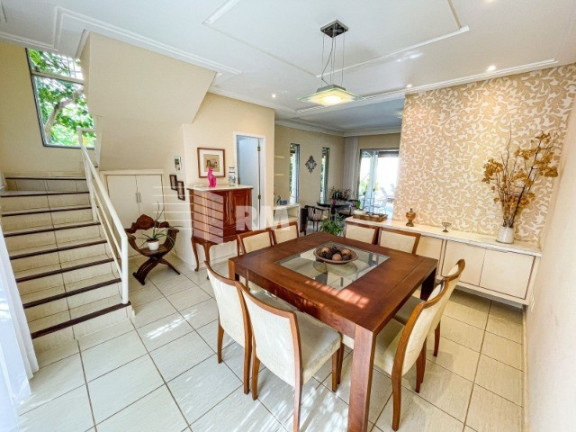Imagem Casa com 4 Quartos à Venda, 174 m² em Buraquinho - Lauro De Freitas Imagem Casa com 4 Quartos à Venda, 174 m² em Buraquinho - Lauro De Freitas