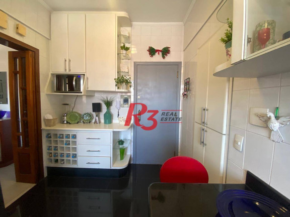 Imagem Apartamento com 3 Quartos para Alugar, 159 m² em Gonzaga - Santos