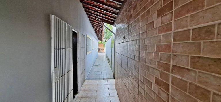Imagem Casa com 2 Quartos à Venda, 100 m² em Maracanã - Praia Grande Imagem Casa com 2 Quartos à Venda, 100 m² em Maracanã - Praia Grande