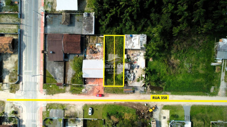 Imagem Terreno à Venda, 180 m² em Barra Do Sai - Itapoá