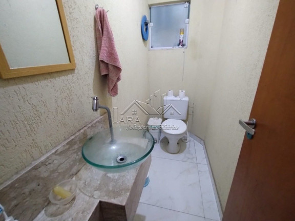 Imagem Sobrado com 3 Quartos para Alugar, em Vila Nhocune - São Paulo Imagem Sobrado com 3 Quartos para Alugar, em Vila Nhocune - São Paulo
