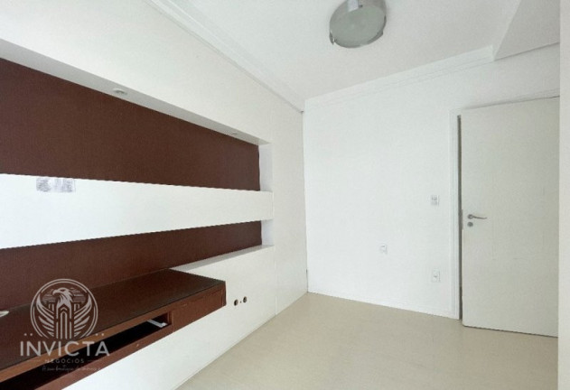 Imagem Apartamento com 3 Quartos à Venda, 123 m² em Centro - Balneário Camboriú Imagem Apartamento com 3 Quartos à Venda, 123 m² em Centro - Balneário Camboriú