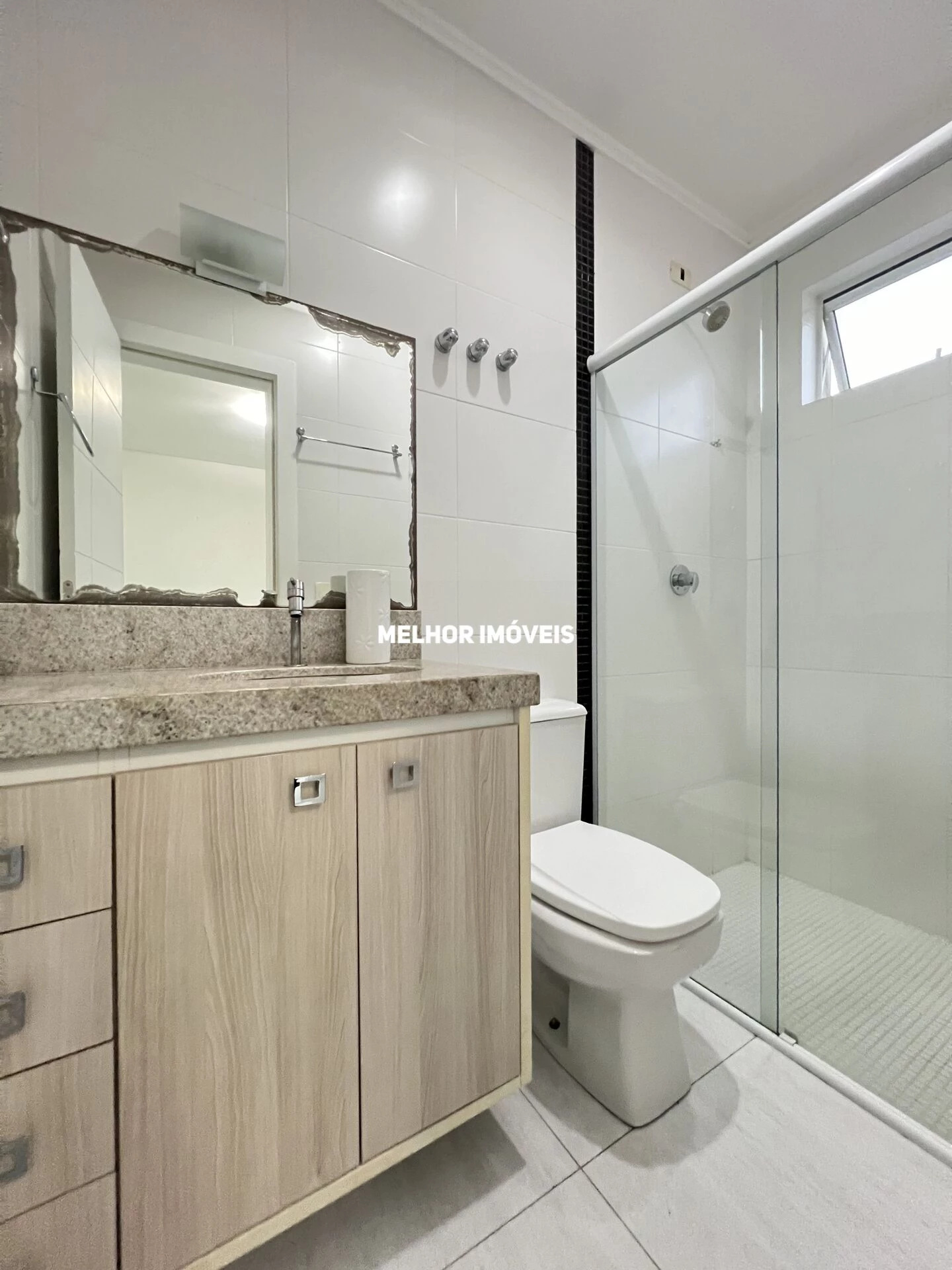 Imagem Apartamento com 2 Quartos à Venda, 100 m² em Centro - Balneário Camboriú Imagem Apartamento com 2 Quartos à Venda, 100 m² em Centro - Balneário Camboriú