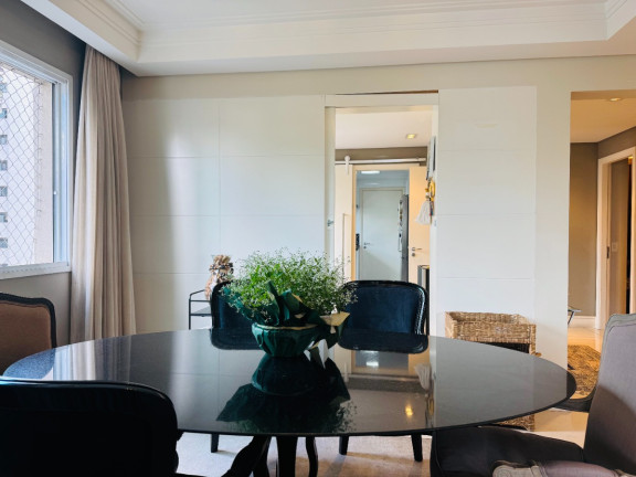 Imagem Apartamento com 4 Quartos à Venda, 215 m² em Aclimação - São Paulo
