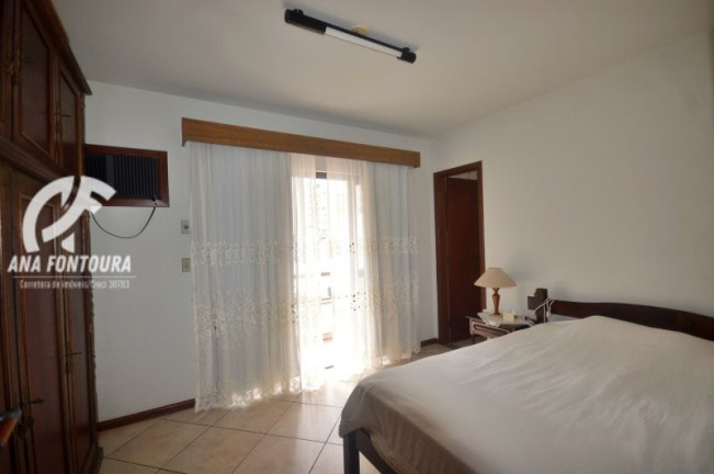Imagem Apartamento com 3 Quartos à Venda, 115 m² em Centro - Balneário Camboriú Imagem Apartamento com 3 Quartos à Venda, 115 m² em Centro - Balneário Camboriú