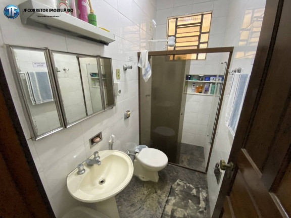Imagem Casa com 4 Quartos à Venda, 365 m² em Bom Retiro - Ipatinga