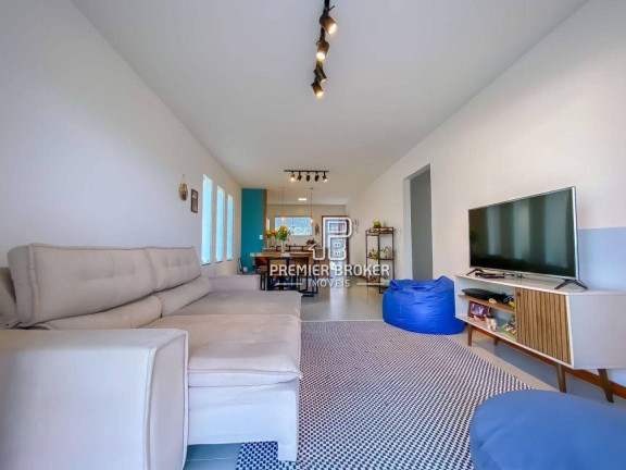 Casa com 3 Quartos à Venda, 102 m² em Albuquerque - Teresópolis
