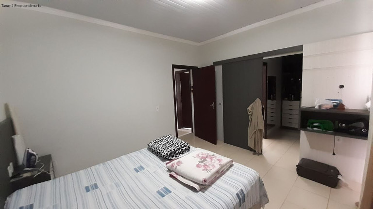 Imagem Imóvel com 3 Quartos à Venda,  em Sinop - Sinop