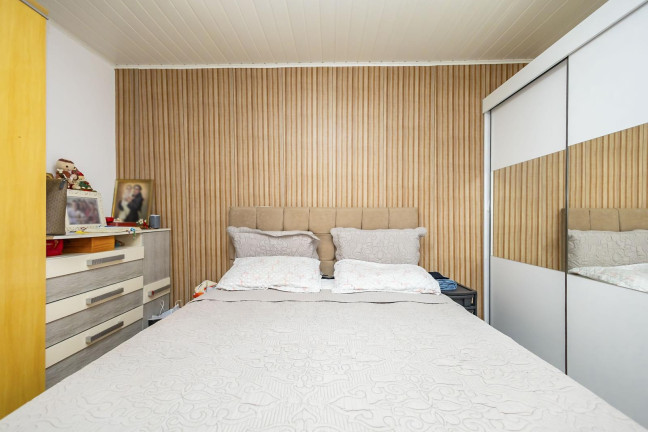 Imagem Sobrado com 4 Quartos à Venda, 139 m² em Campo Comprido - Curitiba