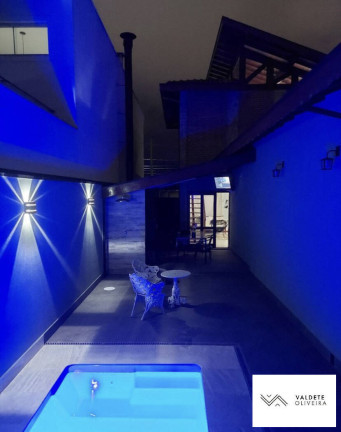 Imagem Casa com 2 Quartos à Venda,  em Piracangaguá - Taubaté