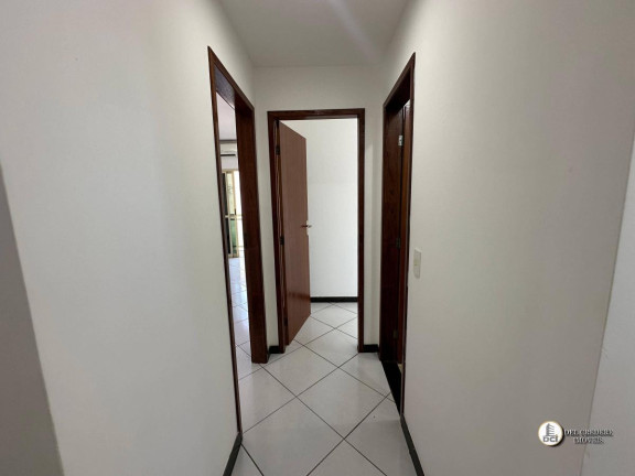 Imagem Casa com 3 Quartos à Venda, 100 m²