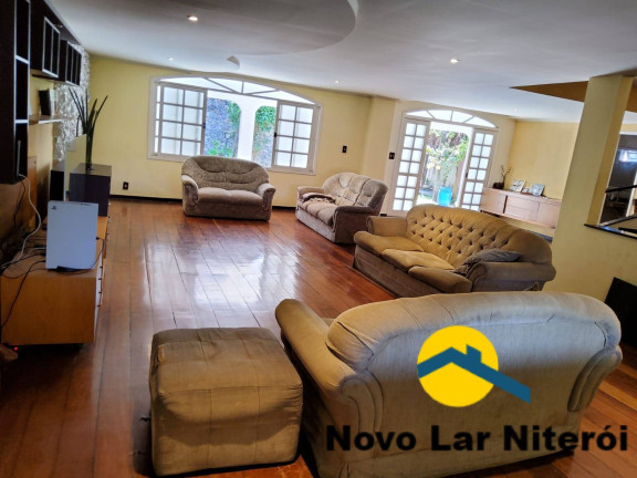 Imagem Casa com 5 Quartos à Venda, 320 m² em Maria Paula - Niterói