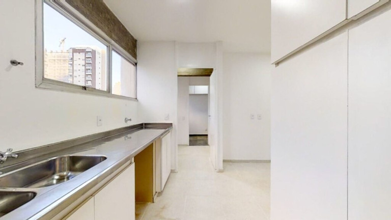 Imagem Apartamento com 3 Quartos à Venda, 121 m² em Itaim Bibi - São Paulo