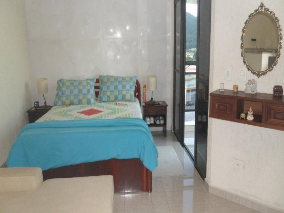 Imagem Imóvel com 3 Quartos à Venda, 240 m² em Balneário Guarujá - Guarujá Imagem Imóvel com 3 Quartos à Venda, 240 m² em Balneário Guarujá - Guarujá