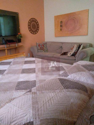 Imagem Casa com 3 Quartos à Venda, 450 m² em Centro - Lorena Imagem Casa com 3 Quartos à Venda, 450 m² em Centro - Lorena
