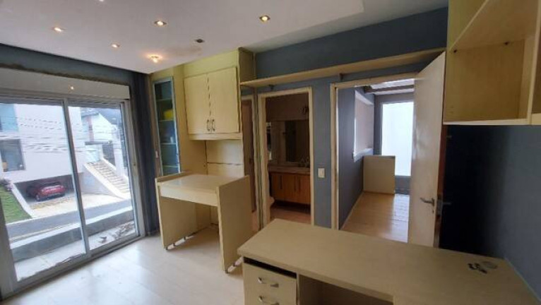 Imagem Casa com 4 Quartos à Venda, 288 m² em Alphaville - Santana De Parnaíba Imagem Casa com 4 Quartos à Venda, 288 m² em Alphaville - Santana De Parnaíba