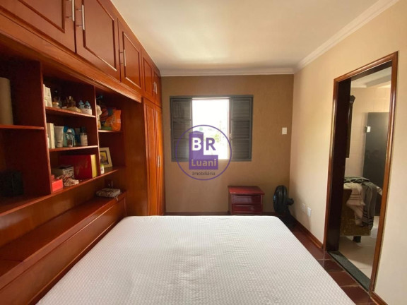Imagem Apartamento com 3 Quartos à Venda, 82 m² em Centro - Londrina