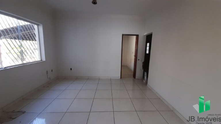 Imagem Casa com 3 Quartos à Venda, 160 m² em Vila Regina - Montes Claros