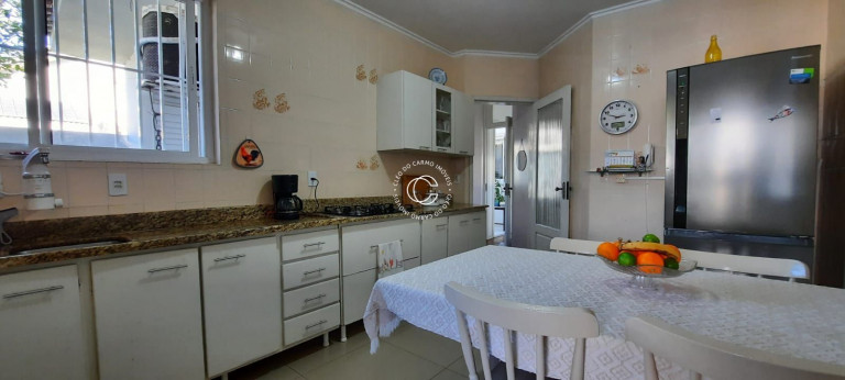 Imagem Casa com 3 Quartos à Venda, 180 m² em Camobi - Santa Maria Imagem Casa com 3 Quartos à Venda, 180 m² em Camobi - Santa Maria