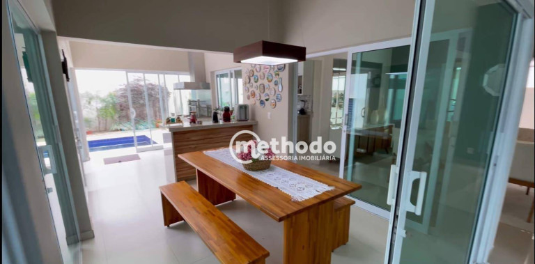 Imagem Casa com 3 Quartos à Venda, 236 m² em Swiss Park - Campinas Imagem Casa com 3 Quartos à Venda, 236 m² em Swiss Park - Campinas