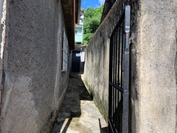 Imagem Casa com 6 Quartos à Venda,  em Santo André - Nova Friburgo