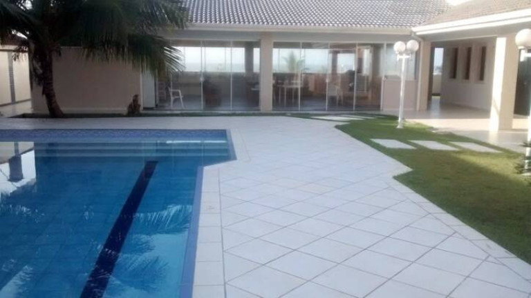 Imagem Casa com 5 Quartos à Venda, 800 m² em Bougainvillee 1 - Peruíbe Imagem Casa com 5 Quartos à Venda, 800 m² em Bougainvillee 1 - Peruíbe
