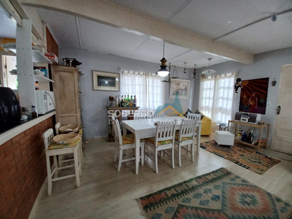 Imagem Casa com 4 Quartos à Venda, 11.733 m² em Albuquerque - Teresópolis Imagem Casa com 4 Quartos à Venda, 11.733 m² em Albuquerque - Teresópolis