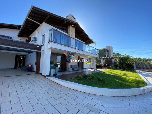 Imagem Casa com 4 Quartos à Venda, 204 m² em Centenário - Torres