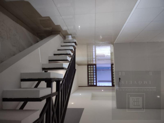 Imagem Casa com 3 Quartos à Venda, 255 m² em Sapiranga - Fortaleza Imagem Casa com 3 Quartos à Venda, 255 m² em Sapiranga - Fortaleza