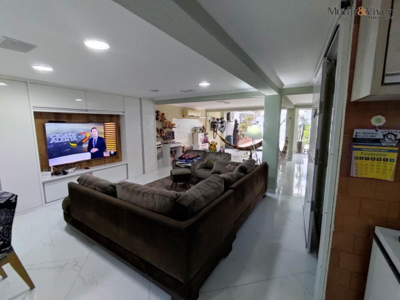 Imagem Sobrado com 3 Quartos à Venda, 310 m² em Sitio Cercado - Curitiba