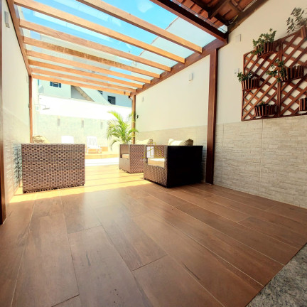 Imagem Casa com 3 Quartos à Venda, 248 m² em Parque Residencial Laranjeiras - Serra Imagem Casa com 3 Quartos à Venda, 248 m² em Parque Residencial Laranjeiras - Serra